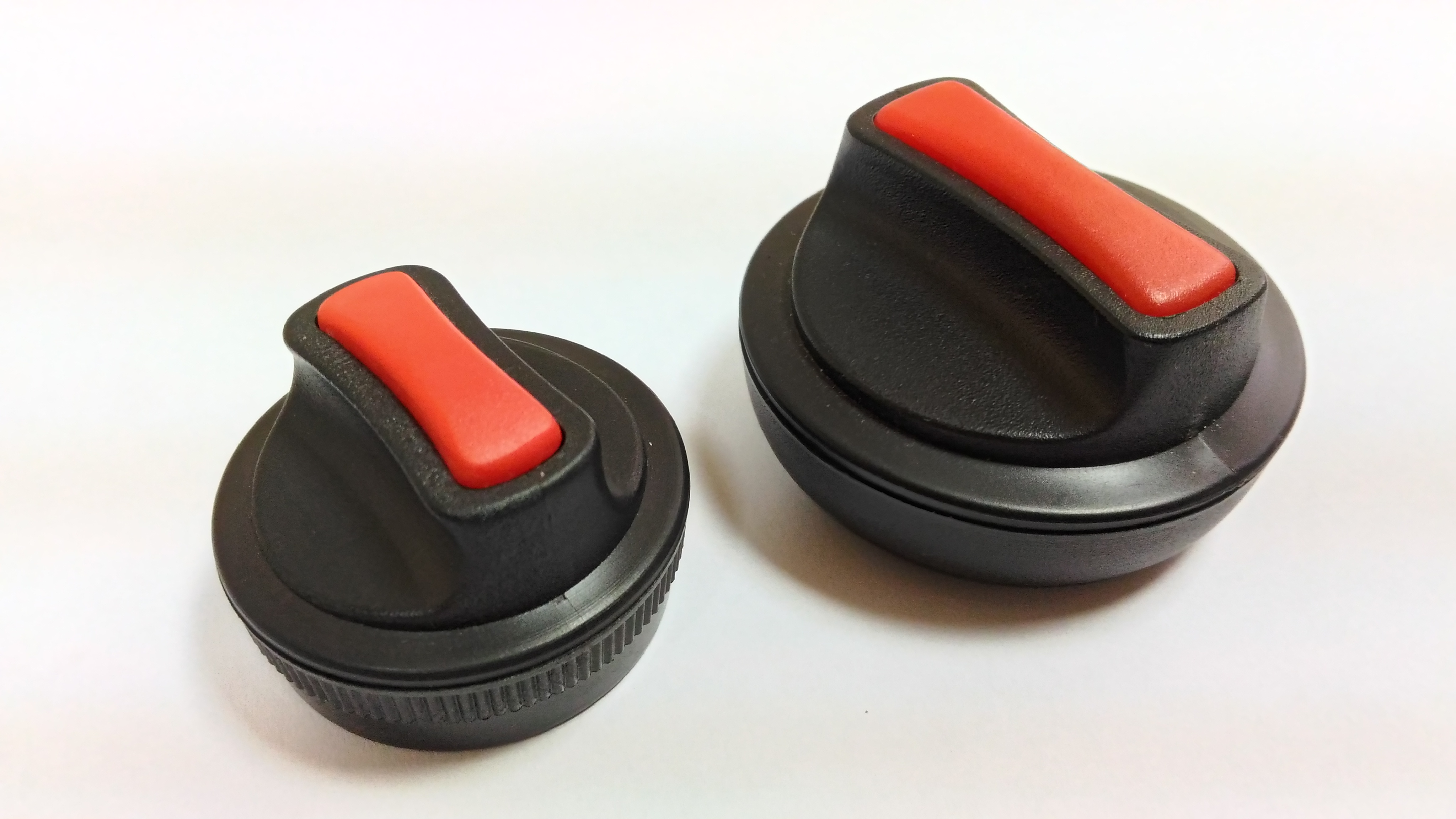 Компактные оснастки с кнопкой R30 и R40